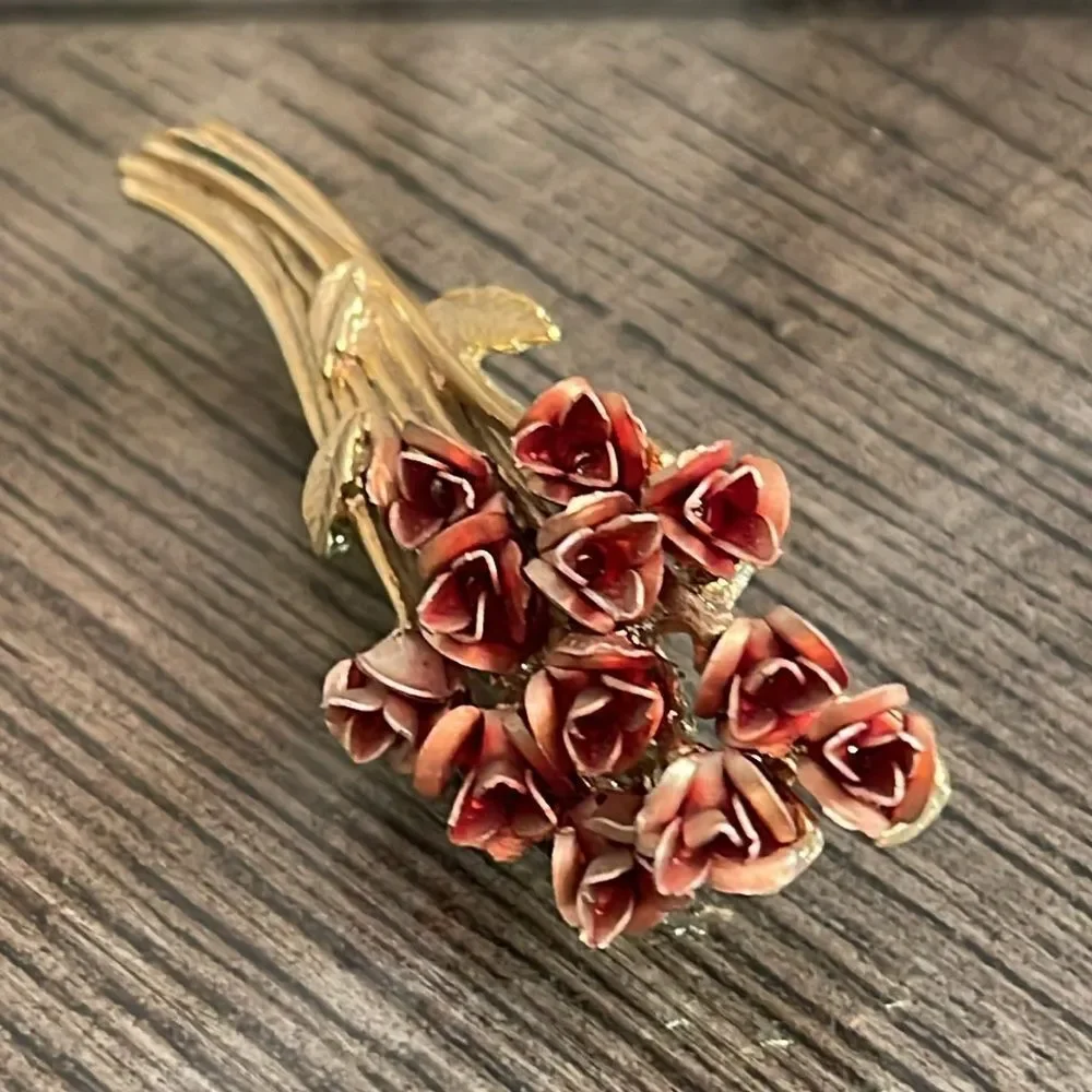 Vintage Rose Flower Pin DM 1997 “David Monn” Rose Bouquet